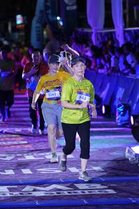 BIB: 3388, 348
                            <button type="button" onclick="openModal(26224384)" class="btn btn-primary btn-sm float-right btn-popup" data-toggle="modal" data-target=".modal-high-quality">
                        <i class="fas fa-shopping-cart"></i> Add to Cart
                    </button>
                                            <button type="button" onclick="isThisMe(26224384, true)" class="btn btn-success btn-sm float-right btn-popup btn-isme hidden" data-toggle="tooltip" data-placement="bottom" title="นี่คือรูปของคุณใช่ไหม คลิกที่นี่เพื่อเอาเข้าอัลบั้ม">
                        <i class="fas fa-plus"></i> Add to album
                    </button>
                    <button type="button" onclick="isThisMe(26224384, false)" class="btn btn-warning btn-sm float-right btn-popup btn-isnotme hidden">
                        <i class="fas fa-ban"></i> Remove from album
                    </button>